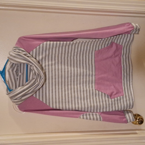 Pink sweater - Picture 1 of 2